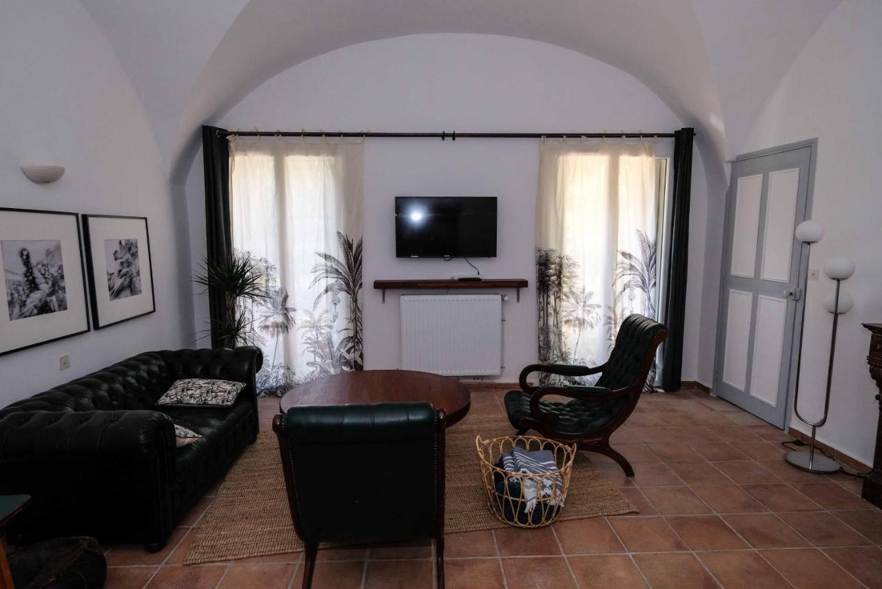 Villa des Antiquaires Bédarieux Extérieur photo